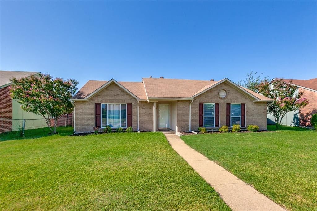 2906 Western Dr