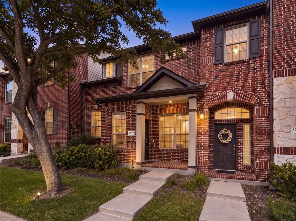 8772 Iron Horse Dr