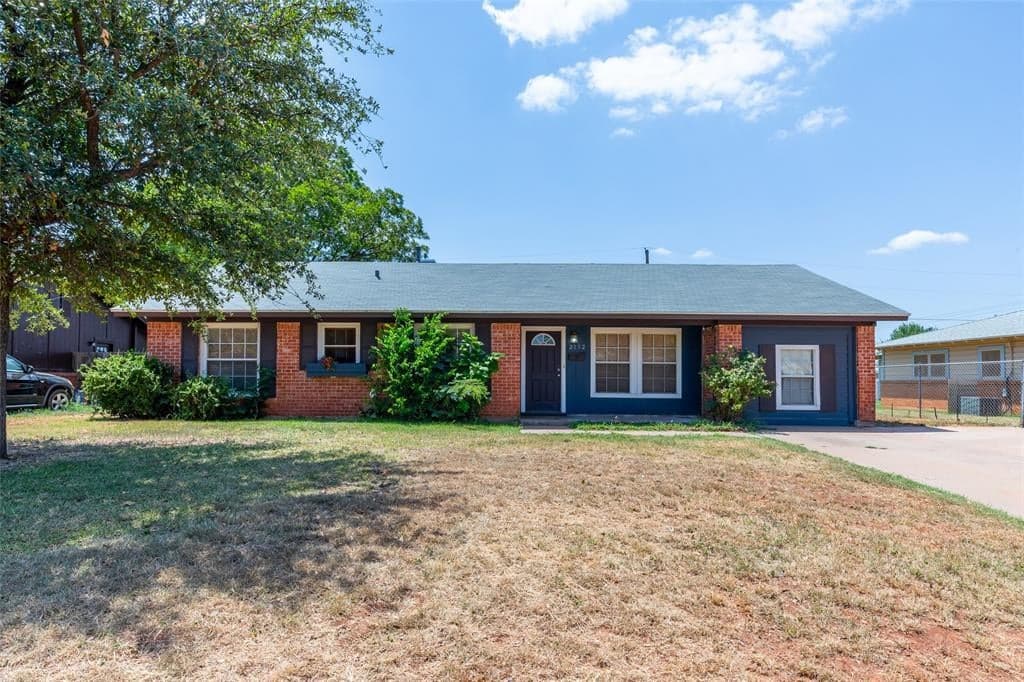 2152 Westview Dr