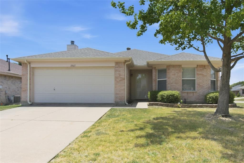 1065 Triple Crown Dr