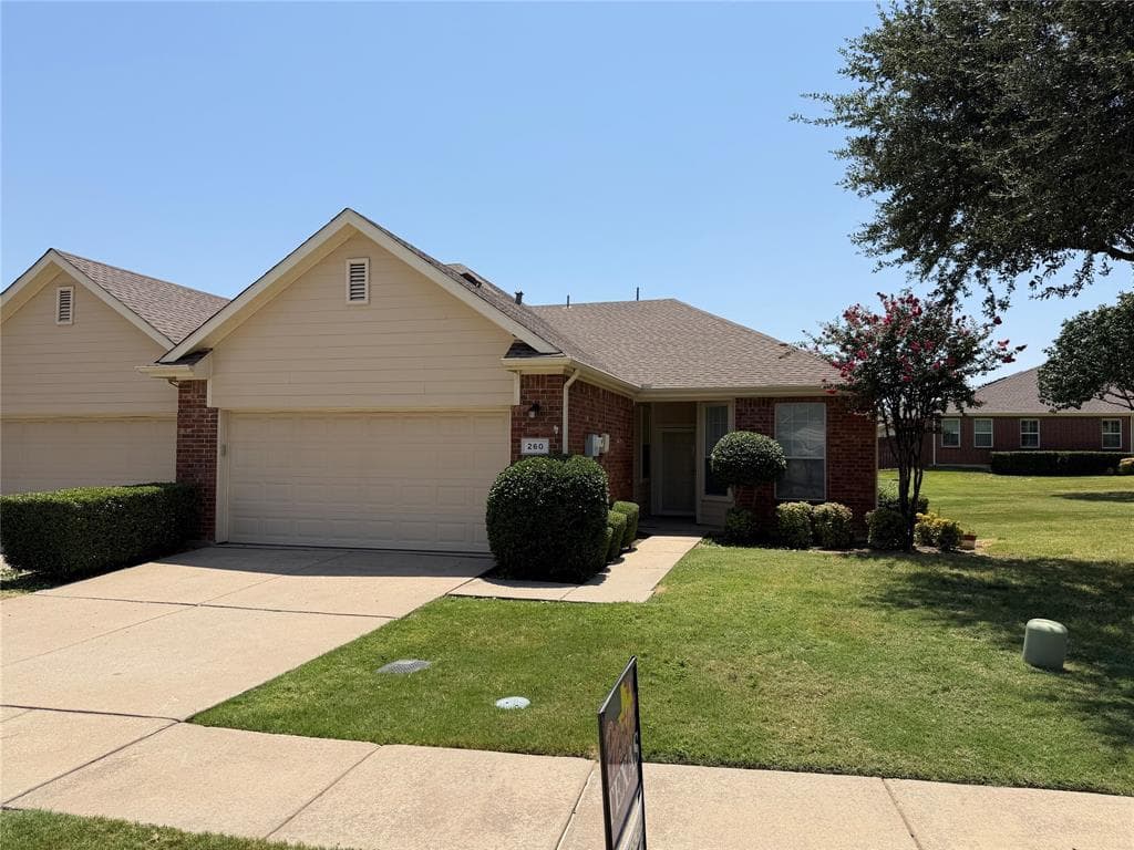260 Bexar Dr