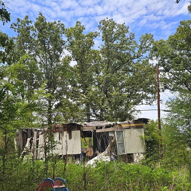 120 Tarpon Dr