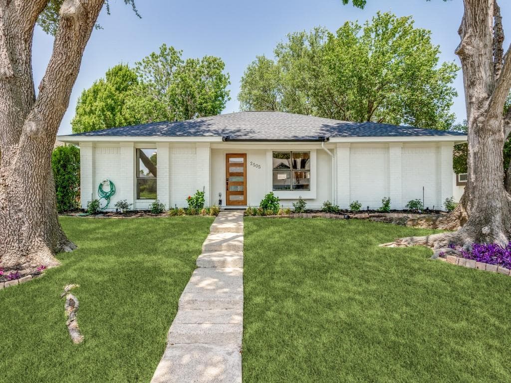2505 Idlewood Dr