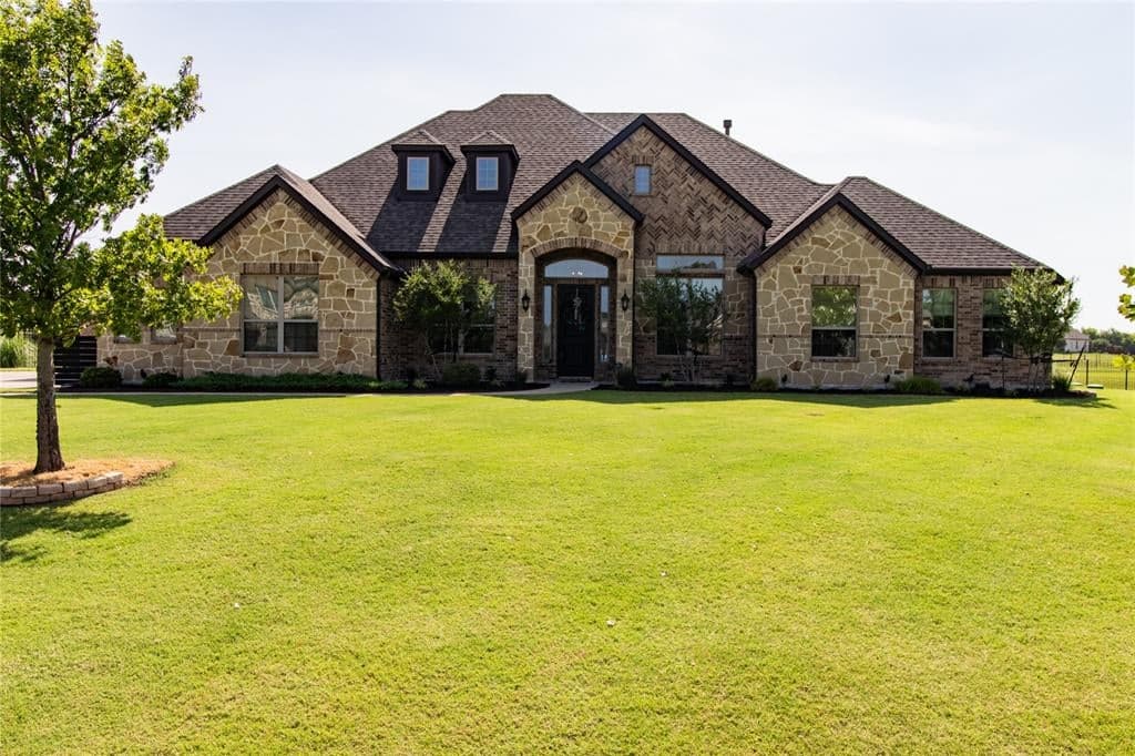 267 Devonport Dr