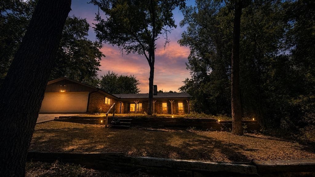 106 Fairway Dr E