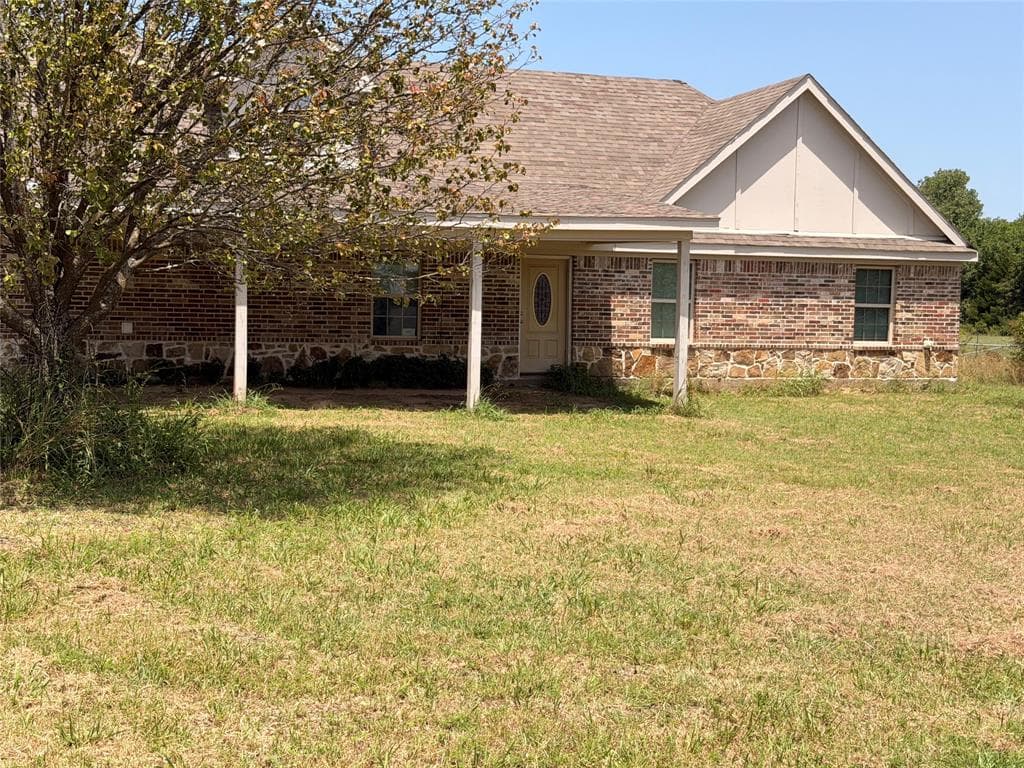 109 Pecan Cir
