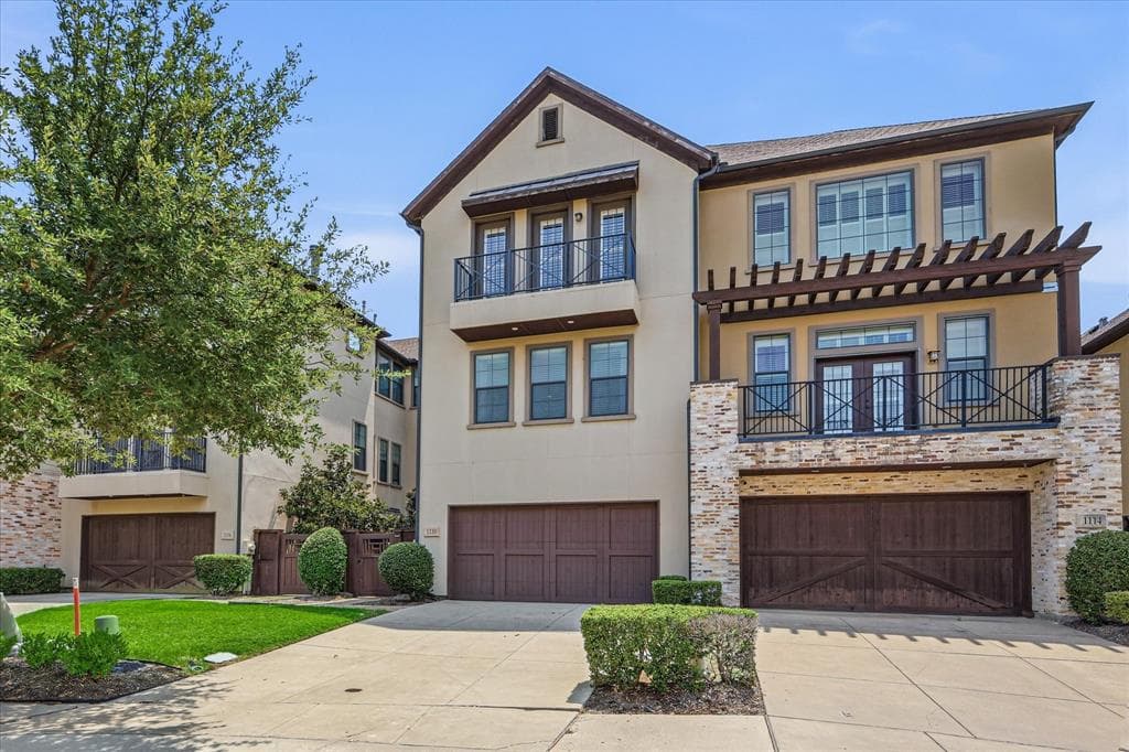 1110 Emerson Park Ln