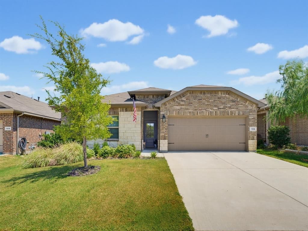 156 Waterbend Cv