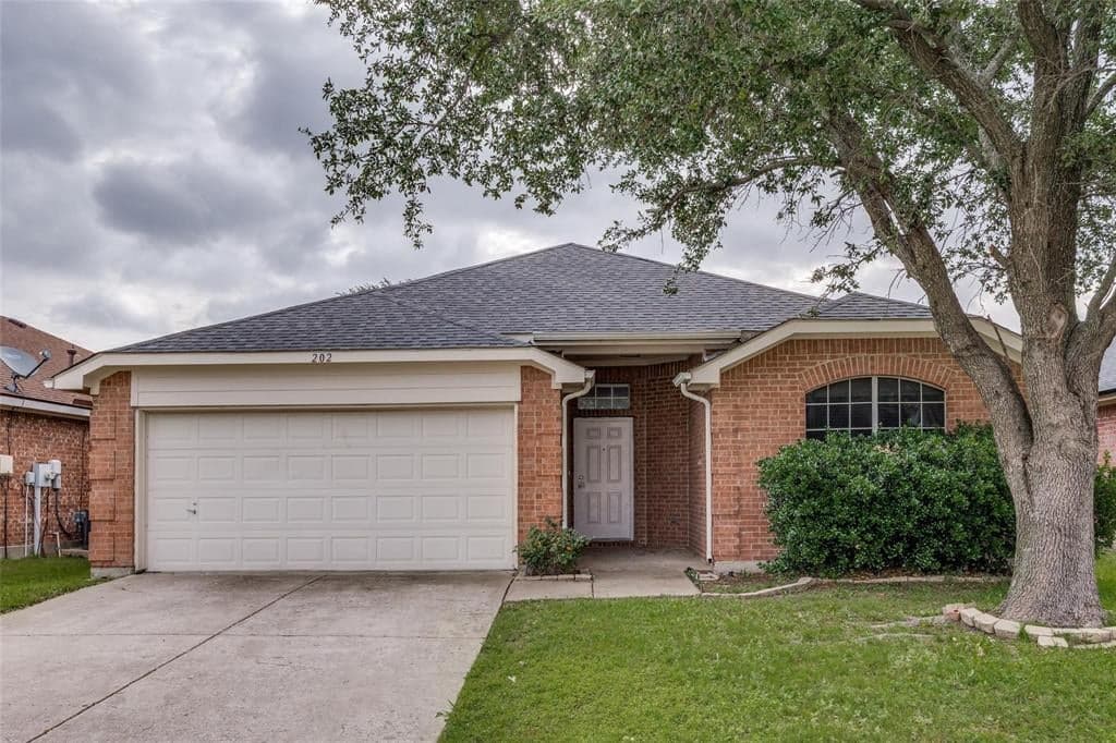 202 Trenton Dr