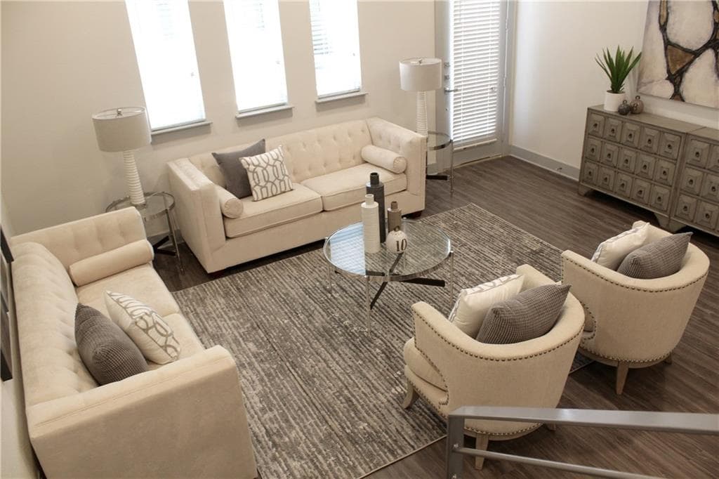 Gallery image 4