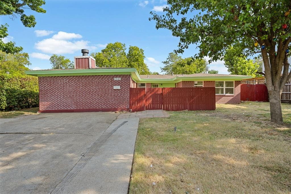 13545 Flagstone Ln Fl Agstone