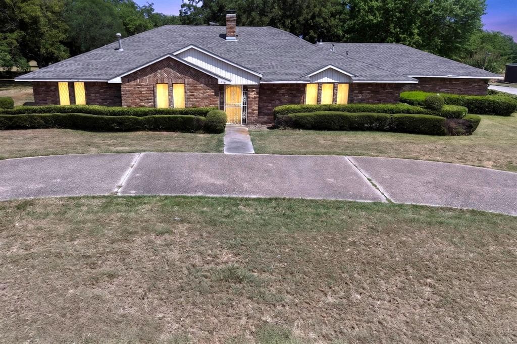 116 E Fork Rd