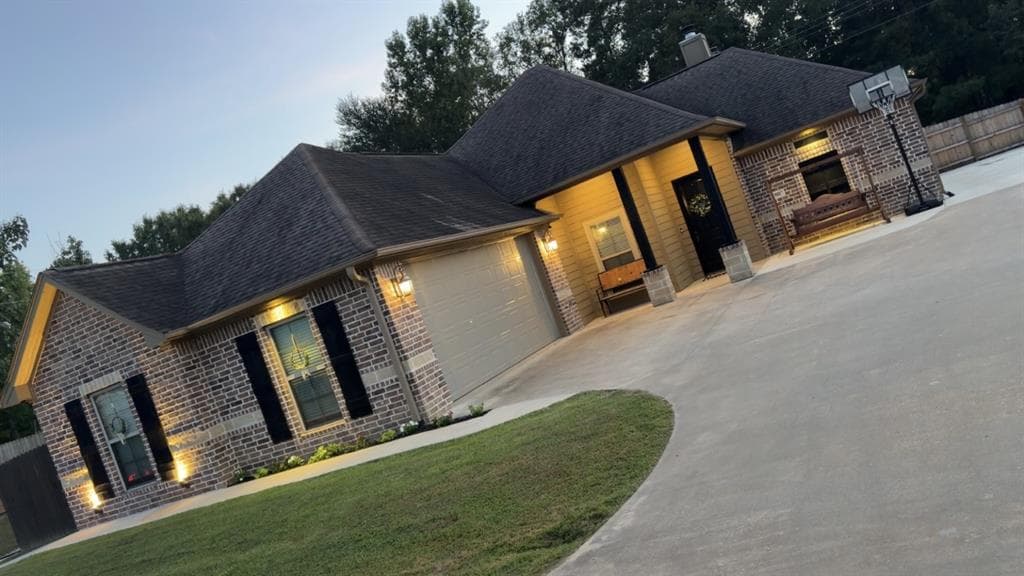 160 Serenity Ln