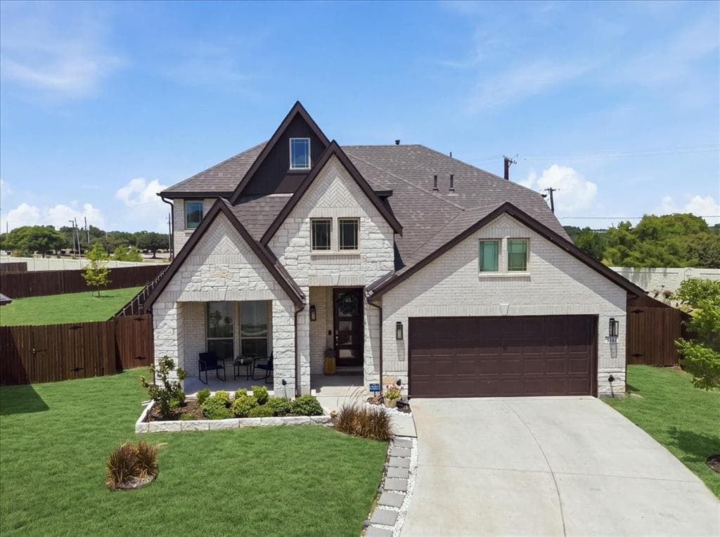 4401 Barkley Ln