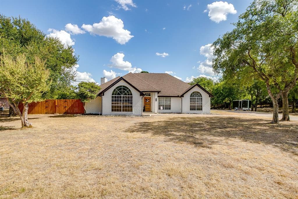 222 Hidden Acres Ln