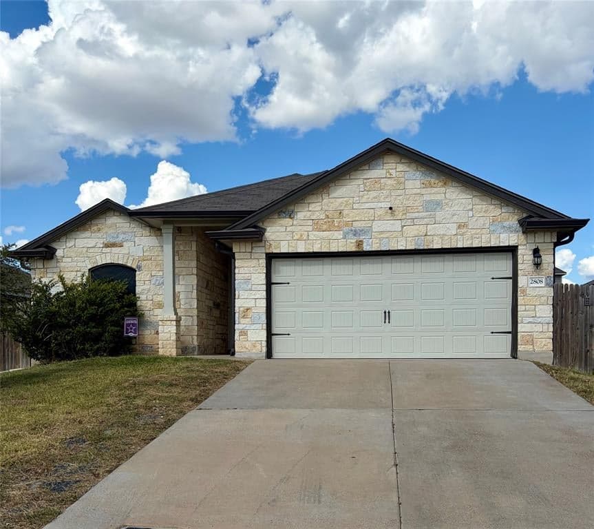 2808 Risinger Rd
