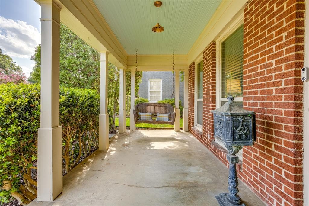 Gallery image 3