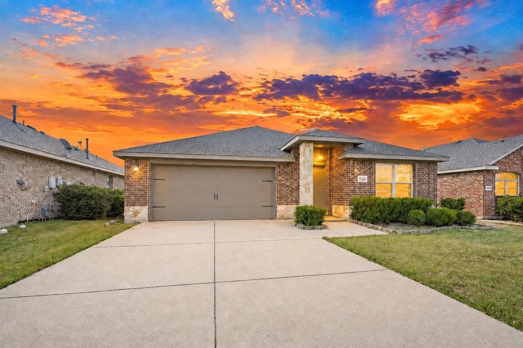 1218 River Oak Ln