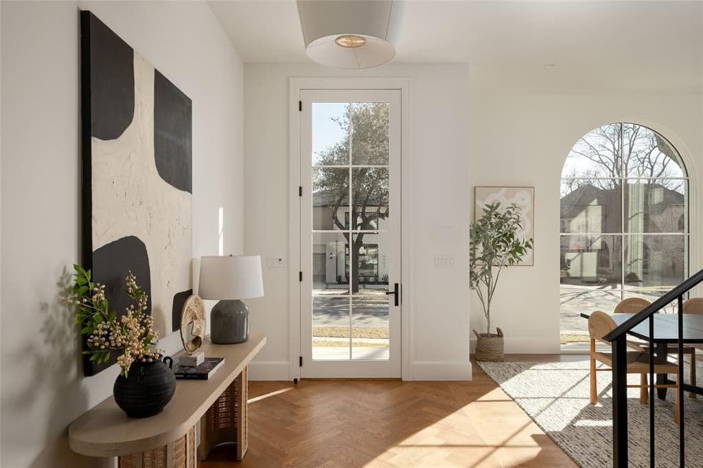 Gallery image 2