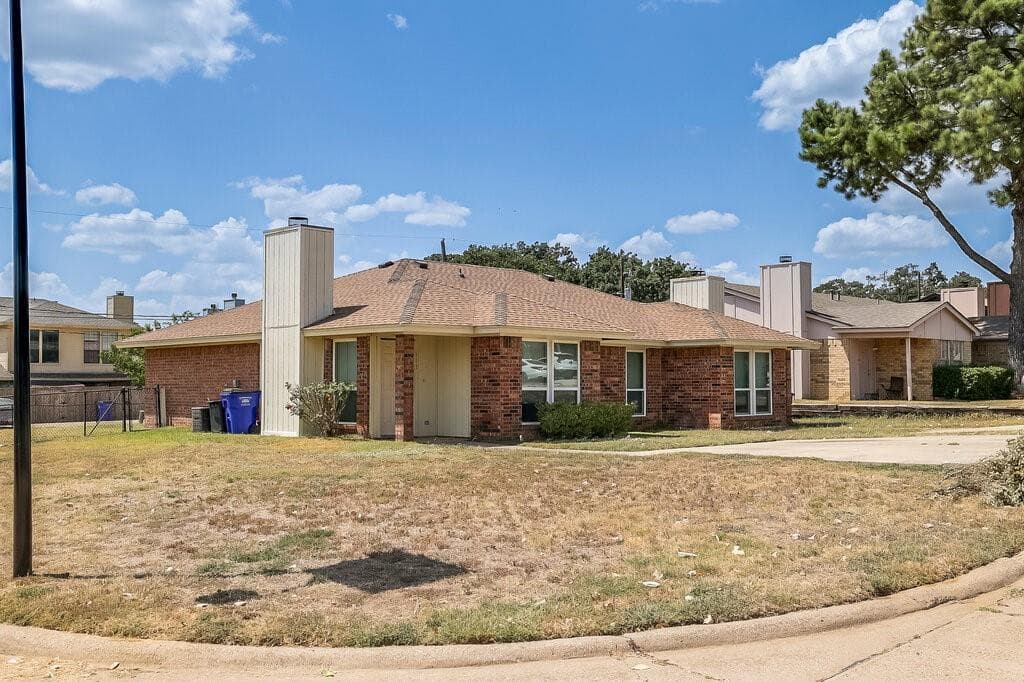 113 Oak Wood Ln