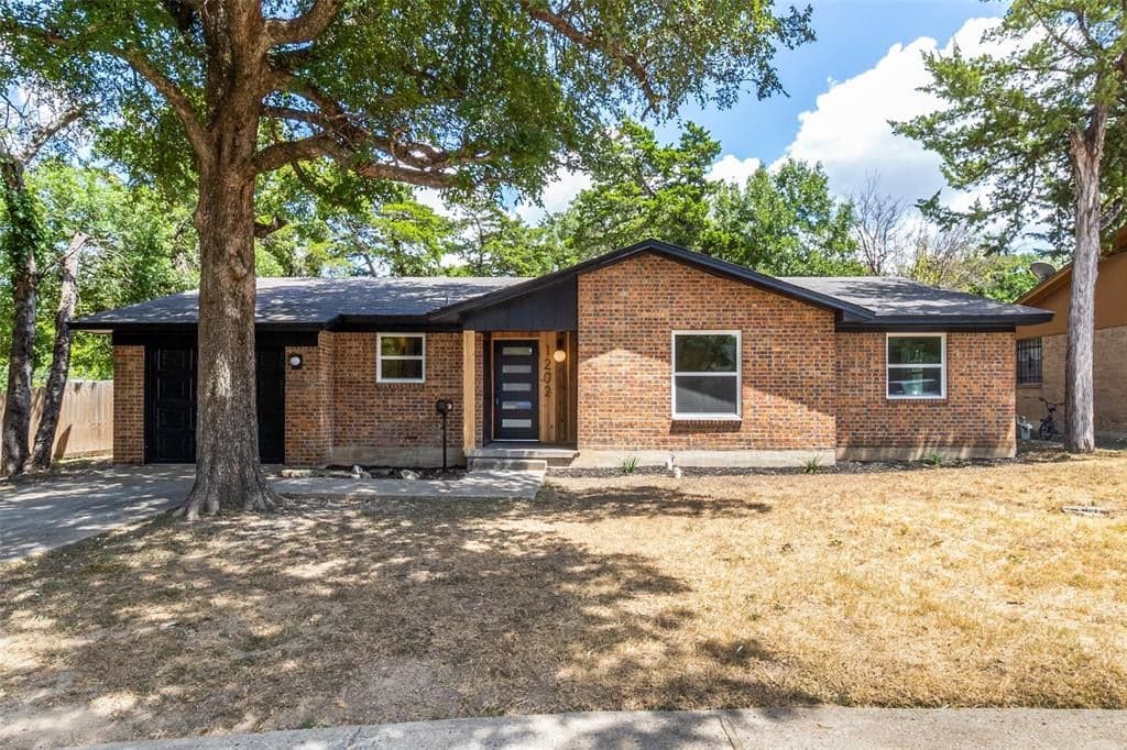 1202 Arizona Ave