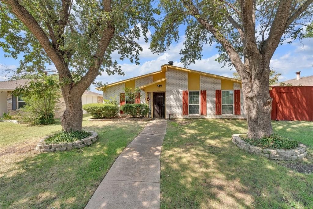 5013 Shannon Dr