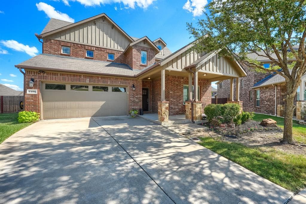 2406 Lucerne Dr