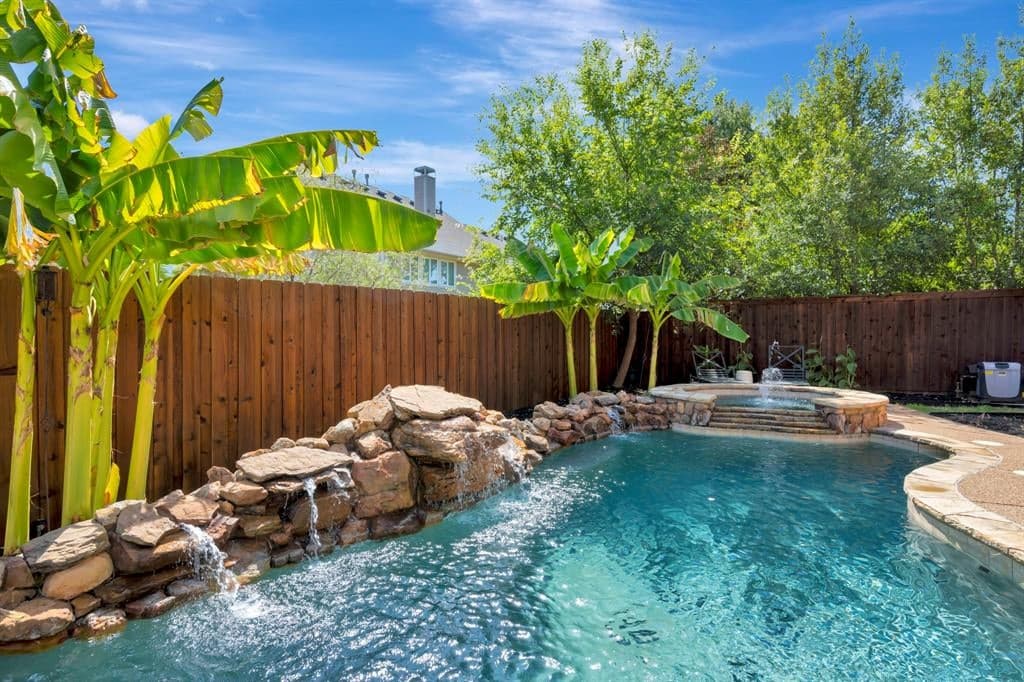 Main property image