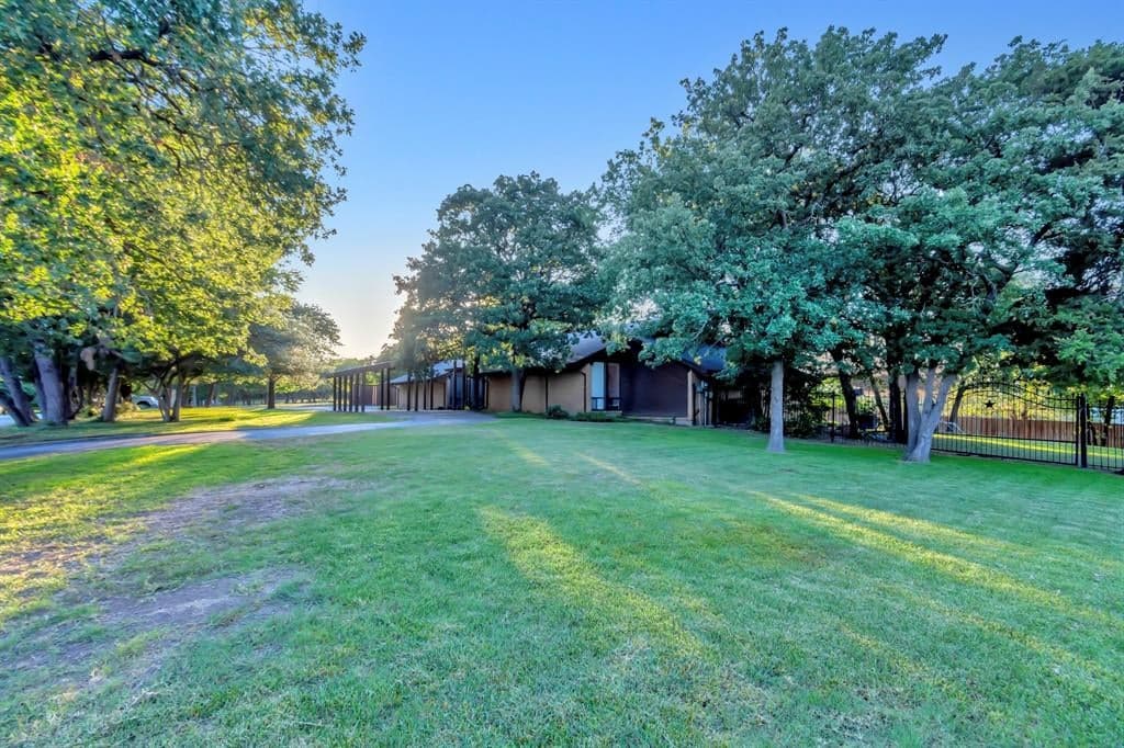 1665 Knox Rd