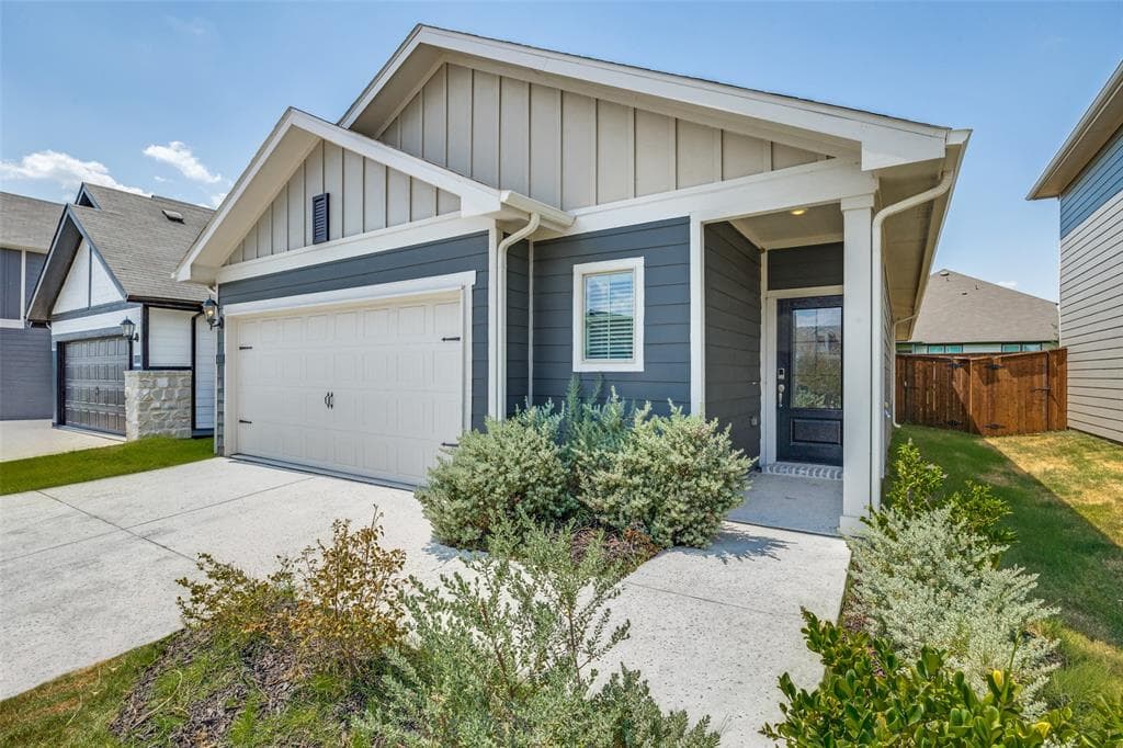Main property image