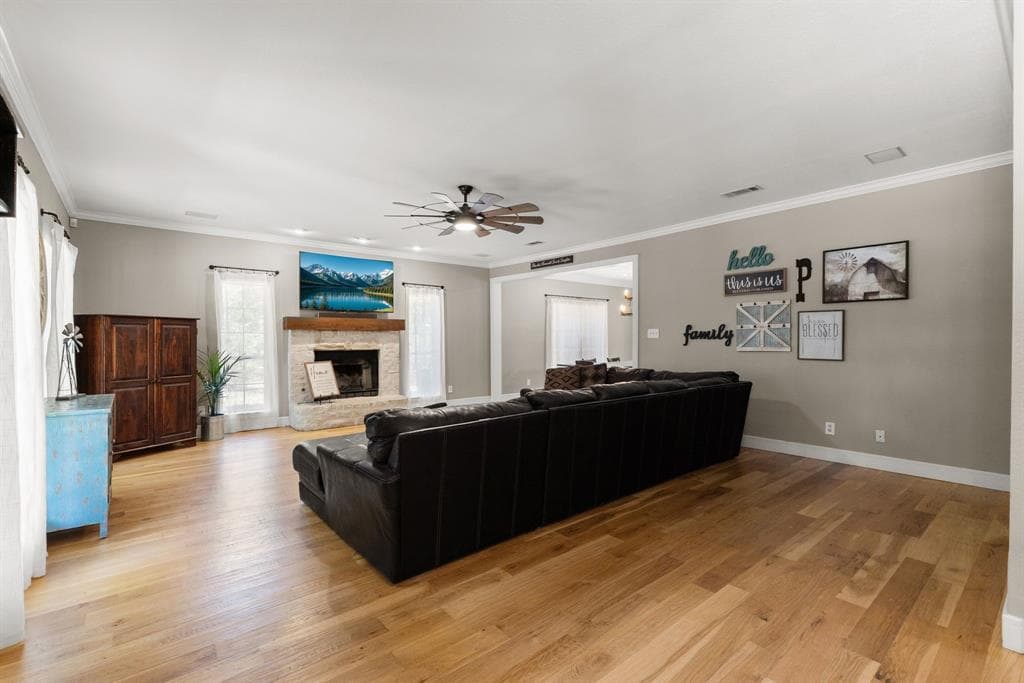 Gallery image 4