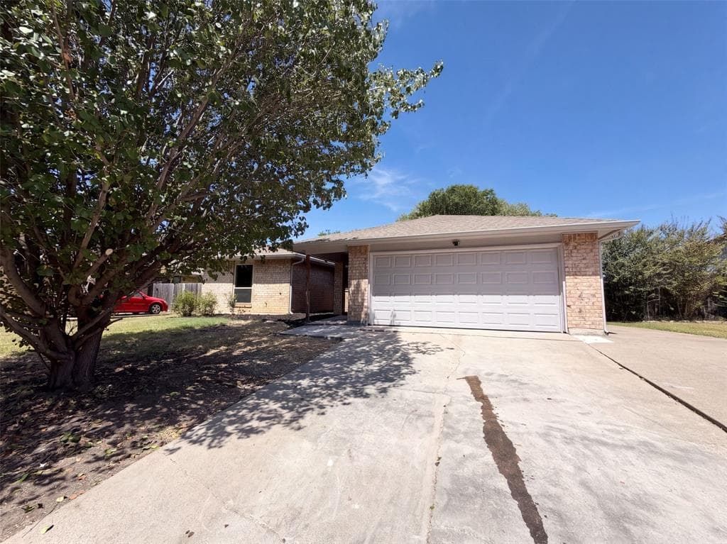 Main property image