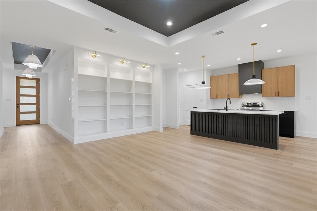 Gallery image 3