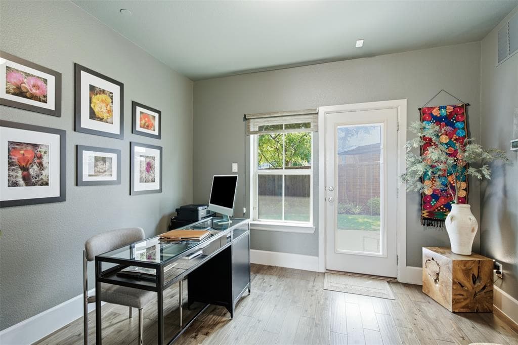 Gallery image 4