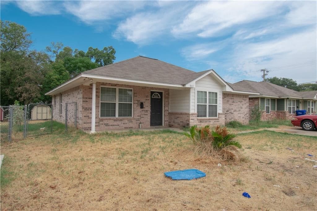 Main property image