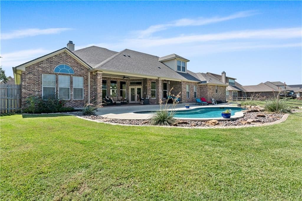 Main property image
