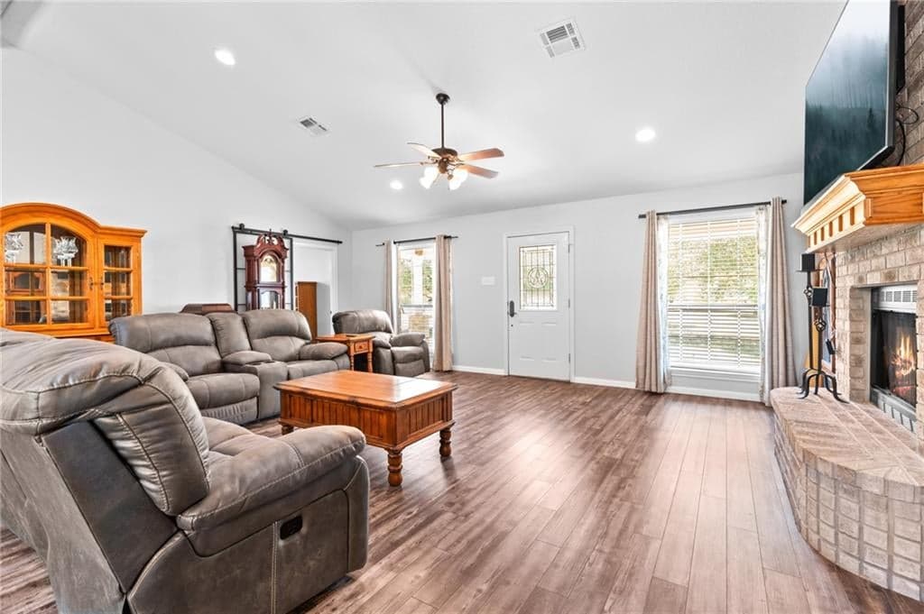 Gallery image 3