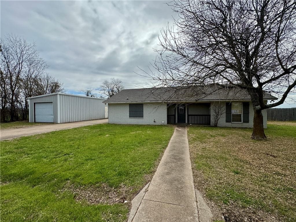 224 Quail Run Dr