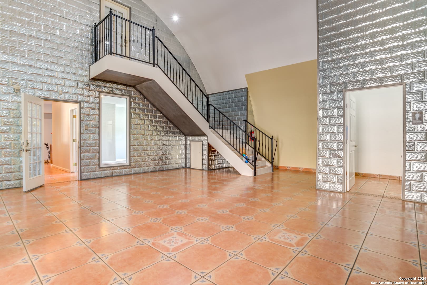 Gallery image 4