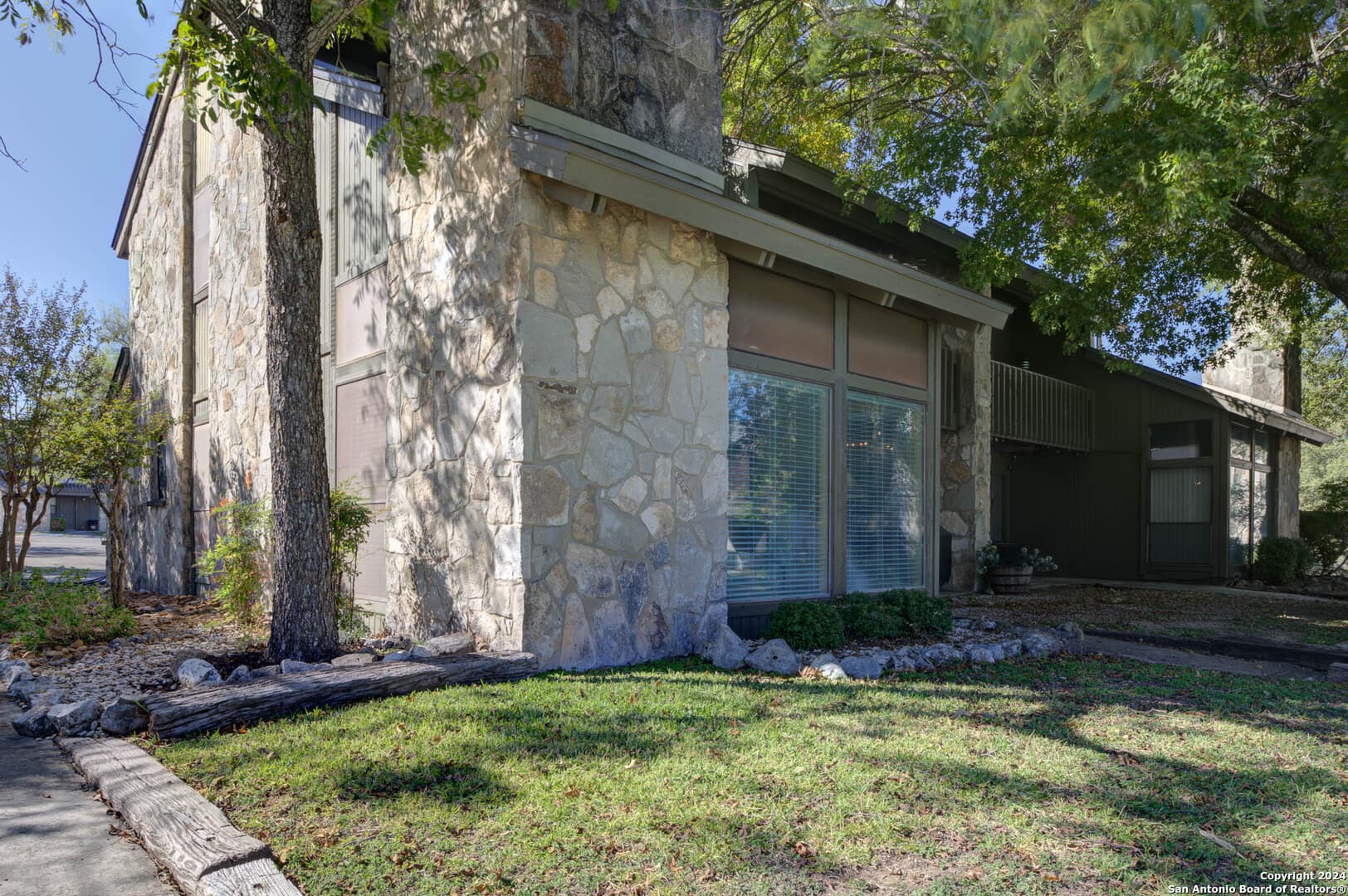 Gallery image 2