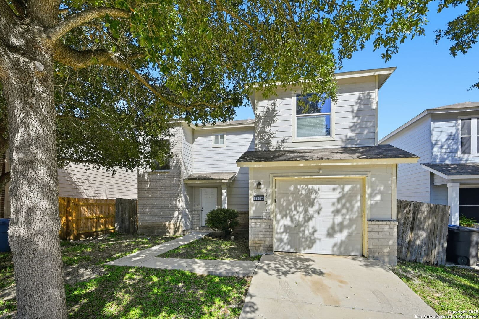 Main property image