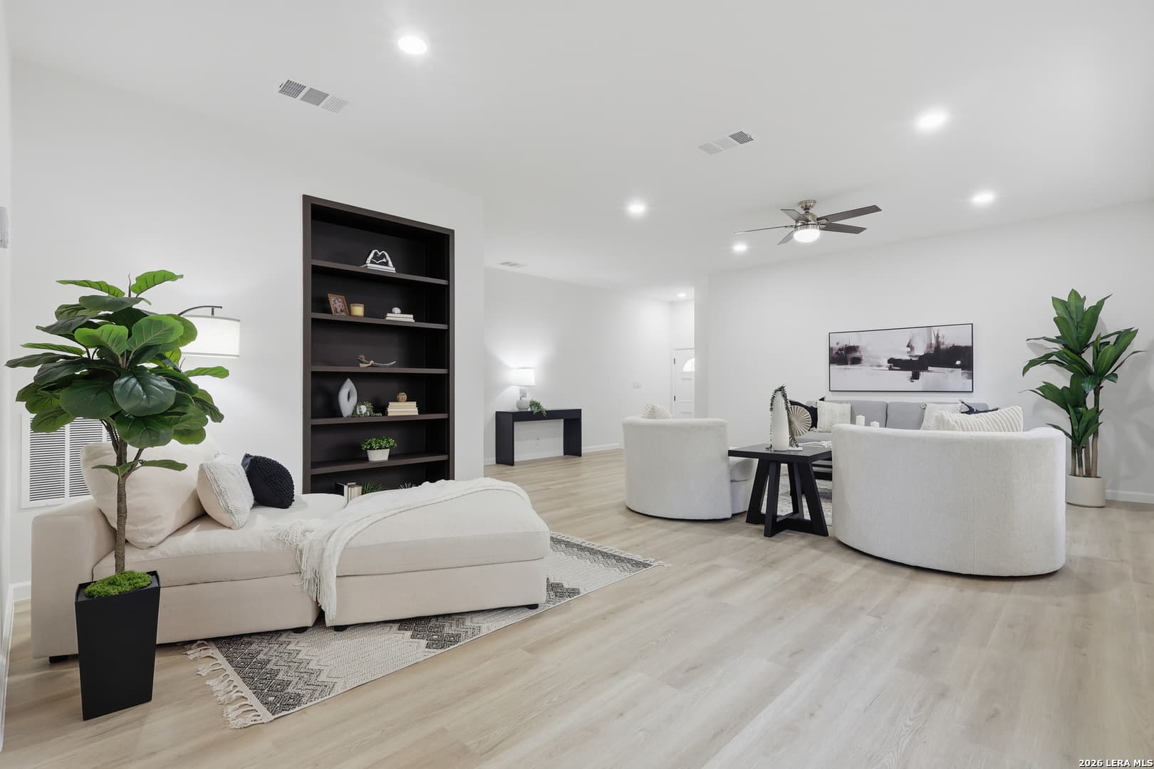 9194 Ridge Path