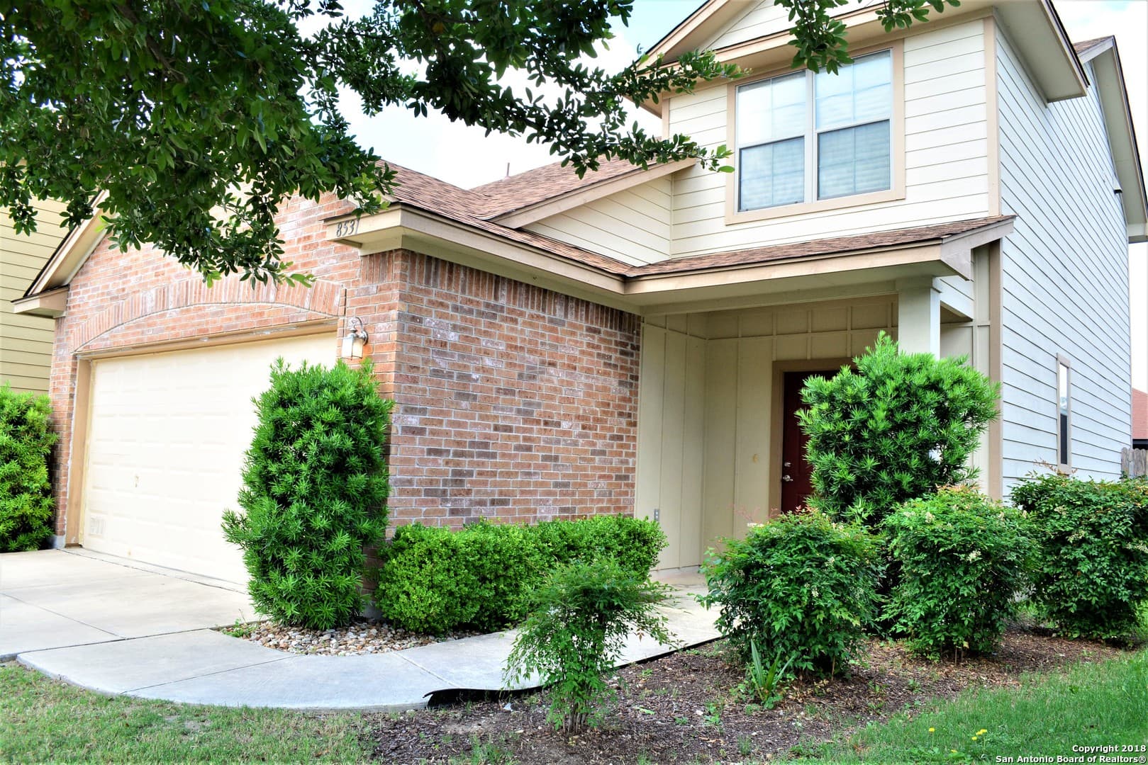 8531 Pecan Cross