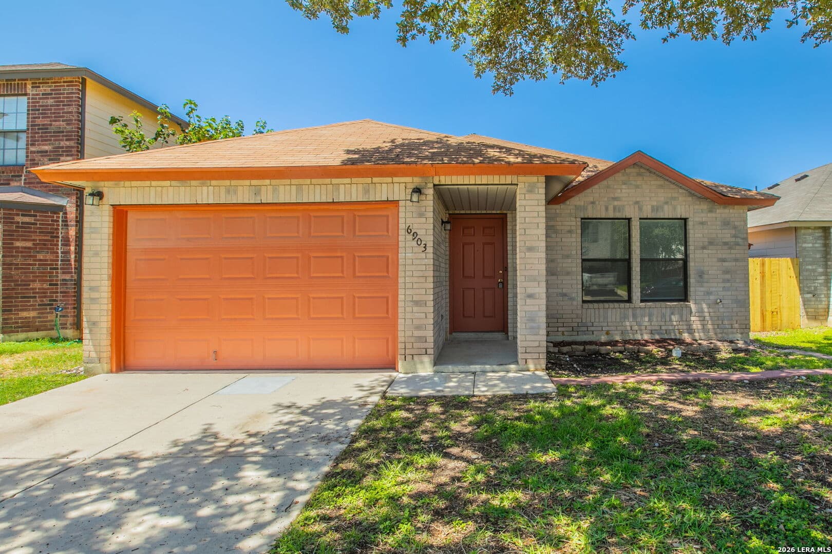 6903 Saharastone Dr
