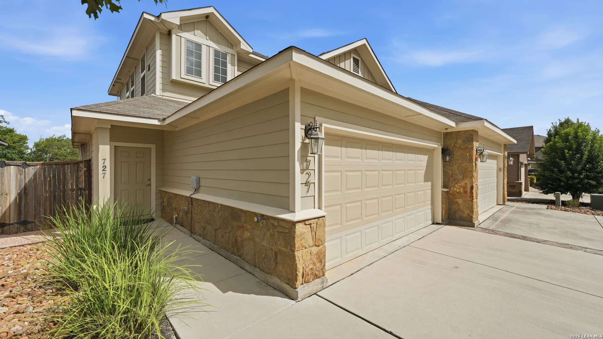 Main property image