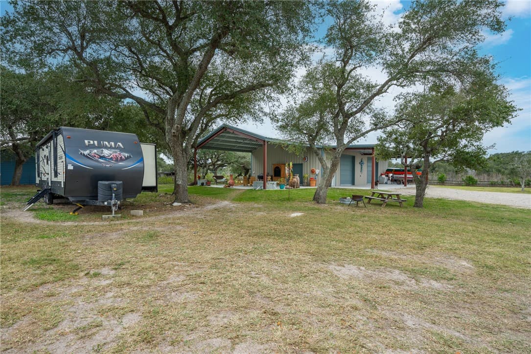 405 Shaver Rd