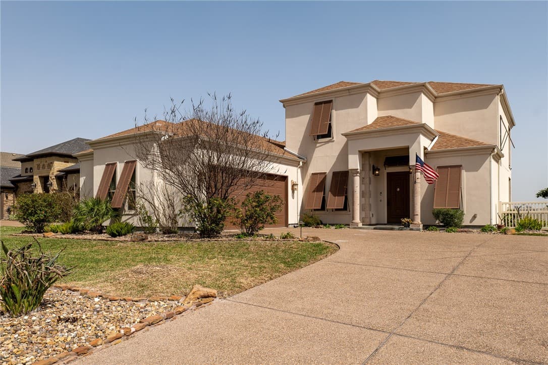 303 Heathercrest