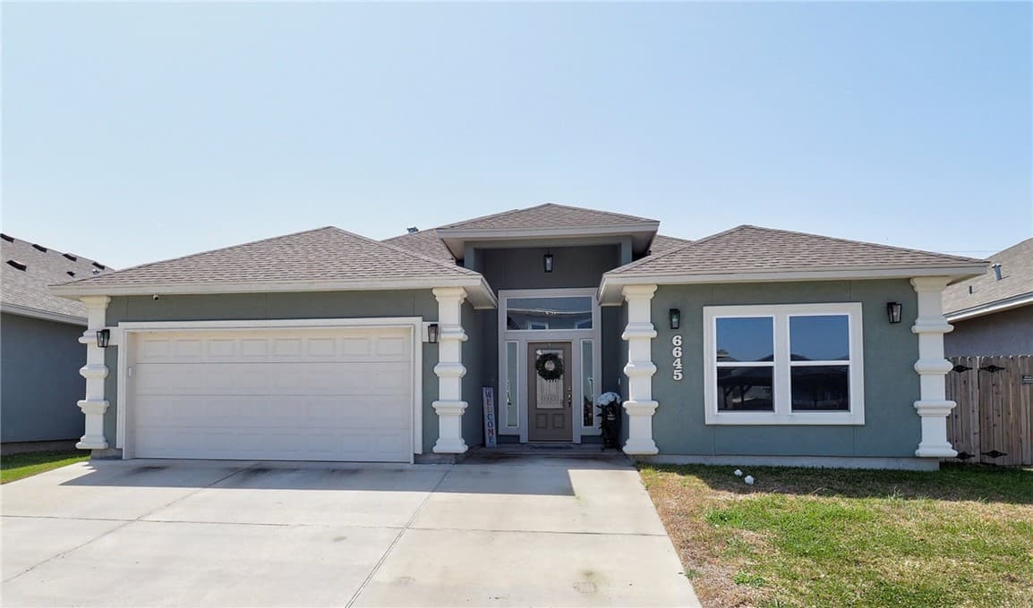 6645 Paddington Dr