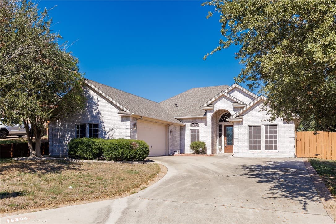 15306 Guadalupe River Dr