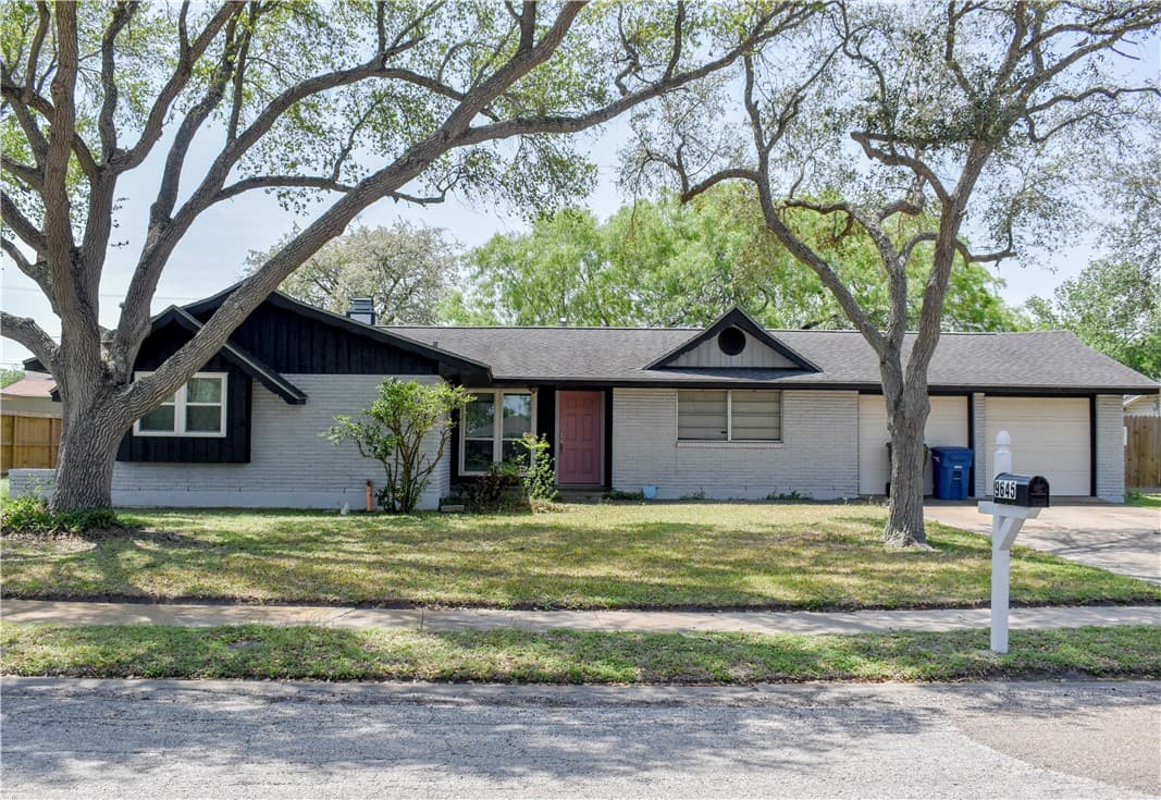 9645 Paula Dr